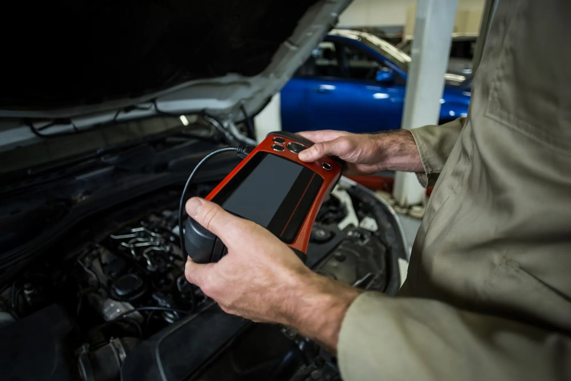 Jak zdiagnozować problemy z autem, jeśli nie znasz się na samochodach - PROFI-CAR Blog