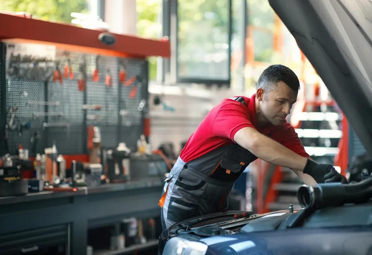 Rozporządzenie GVO (MV BER): co oznacza dla kierowców? Czy stracisz gwarancję serwisując auto poza ASO? - PROFI-CAR Blog